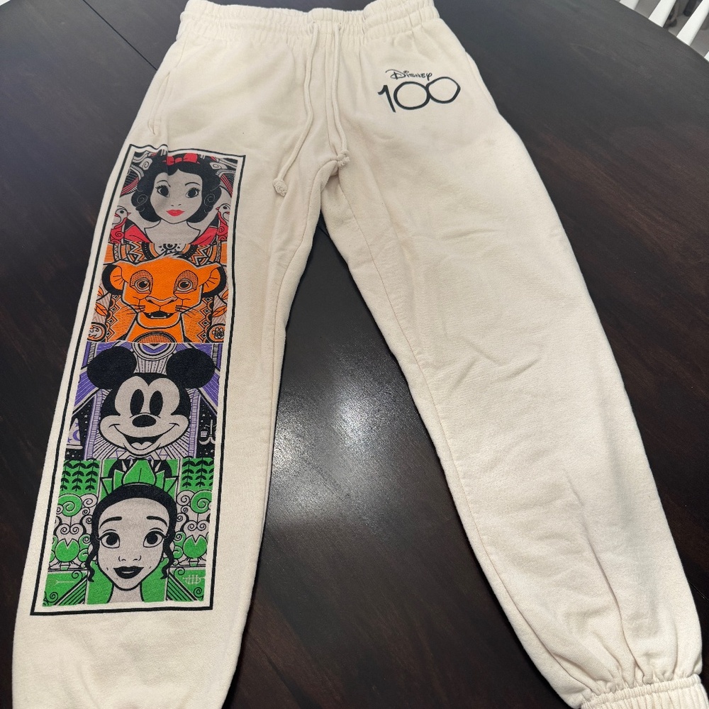 Juniors Size Small (3/5) Disney Joggers
